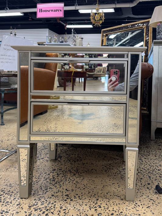 Mirrored 2-Drawer End Table