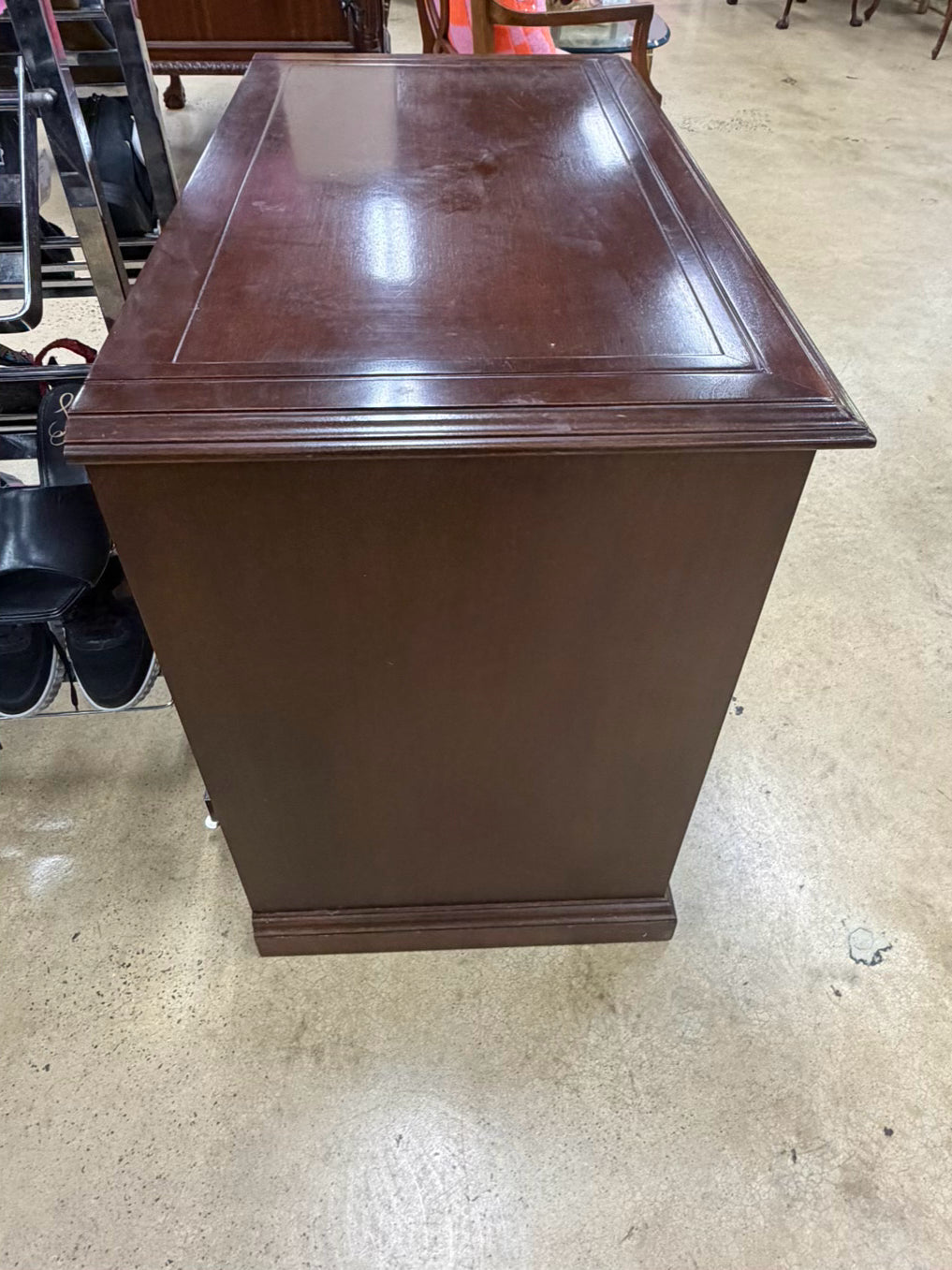 HEKMAN Mahogany 2 drawer File Cabinet