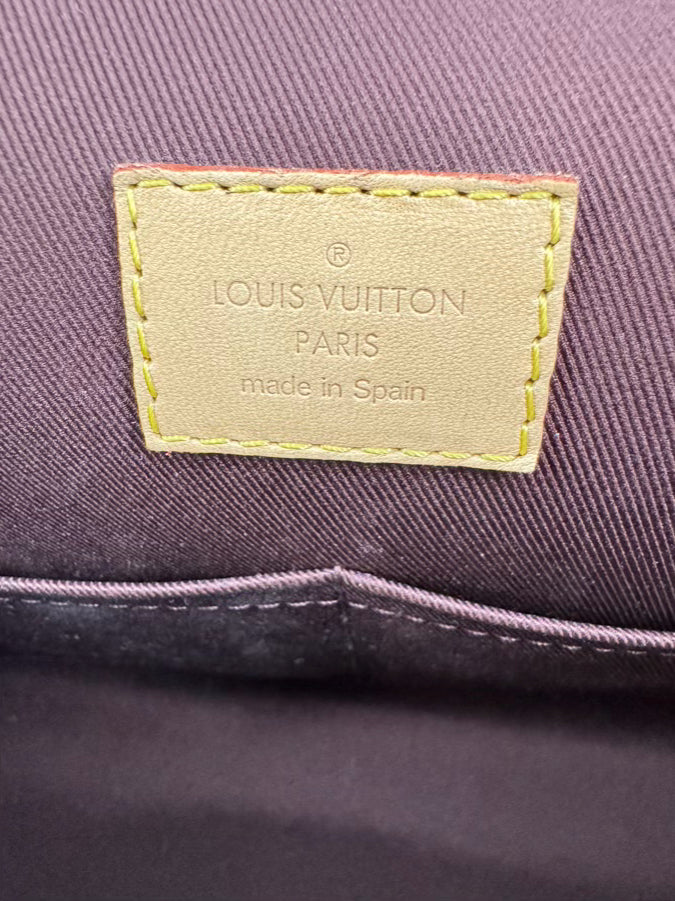 LOUIS VUITTON Brown Leather Monogram Logo Cluny Purse