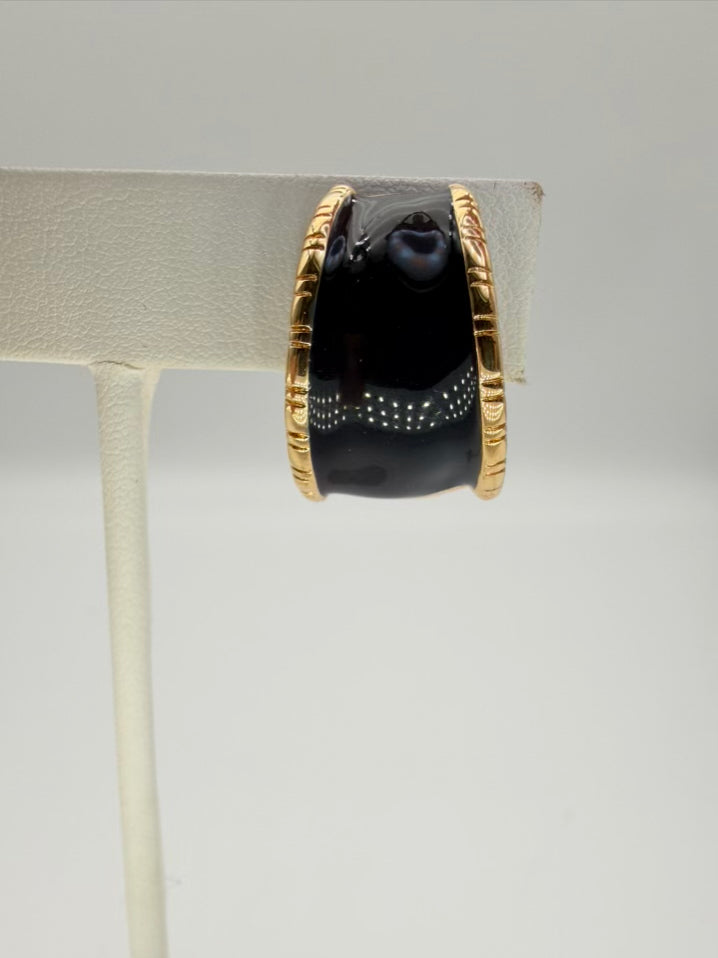ST. JOHN Navy Blue & Gold Tone Clip On Earrings