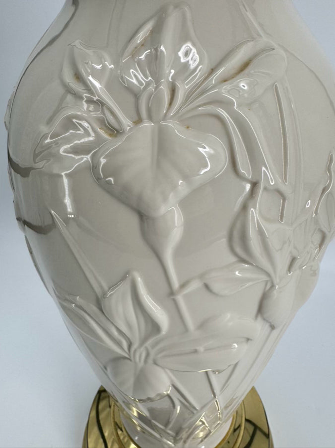 LENOX Cream Porcelain Raised Flower Design Lamp