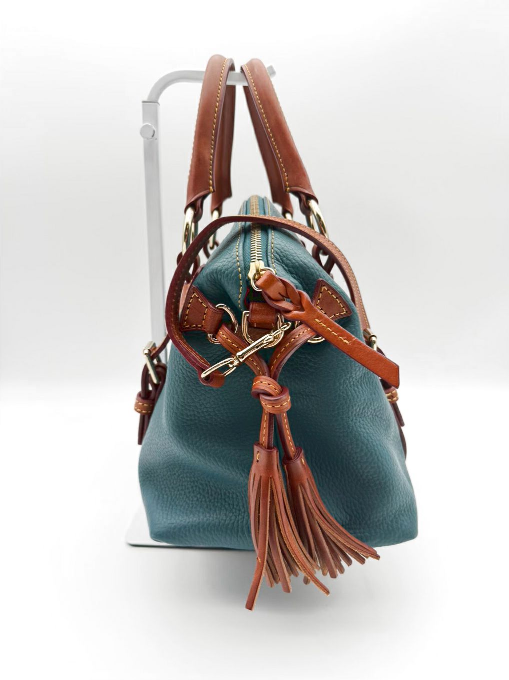 DOONEY & BOURKE Teal Tassel Purse w/ Wristlet
