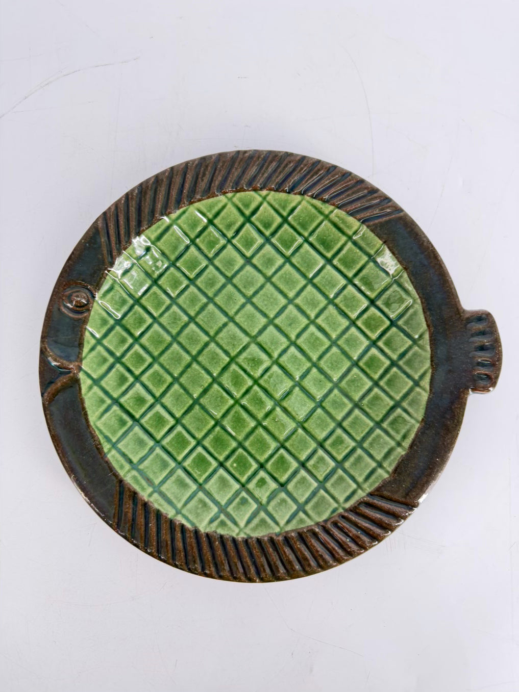 ANDERSON & JOHANNSON Green Höganäs Pottery Fish Plate Setting For 6