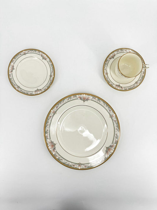 NORITAKE Pink & Aqua Barrymore China Set for 12