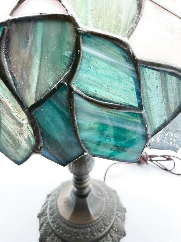 Tiffany Style Metal Lamp w/ Purple, Green & White Shade