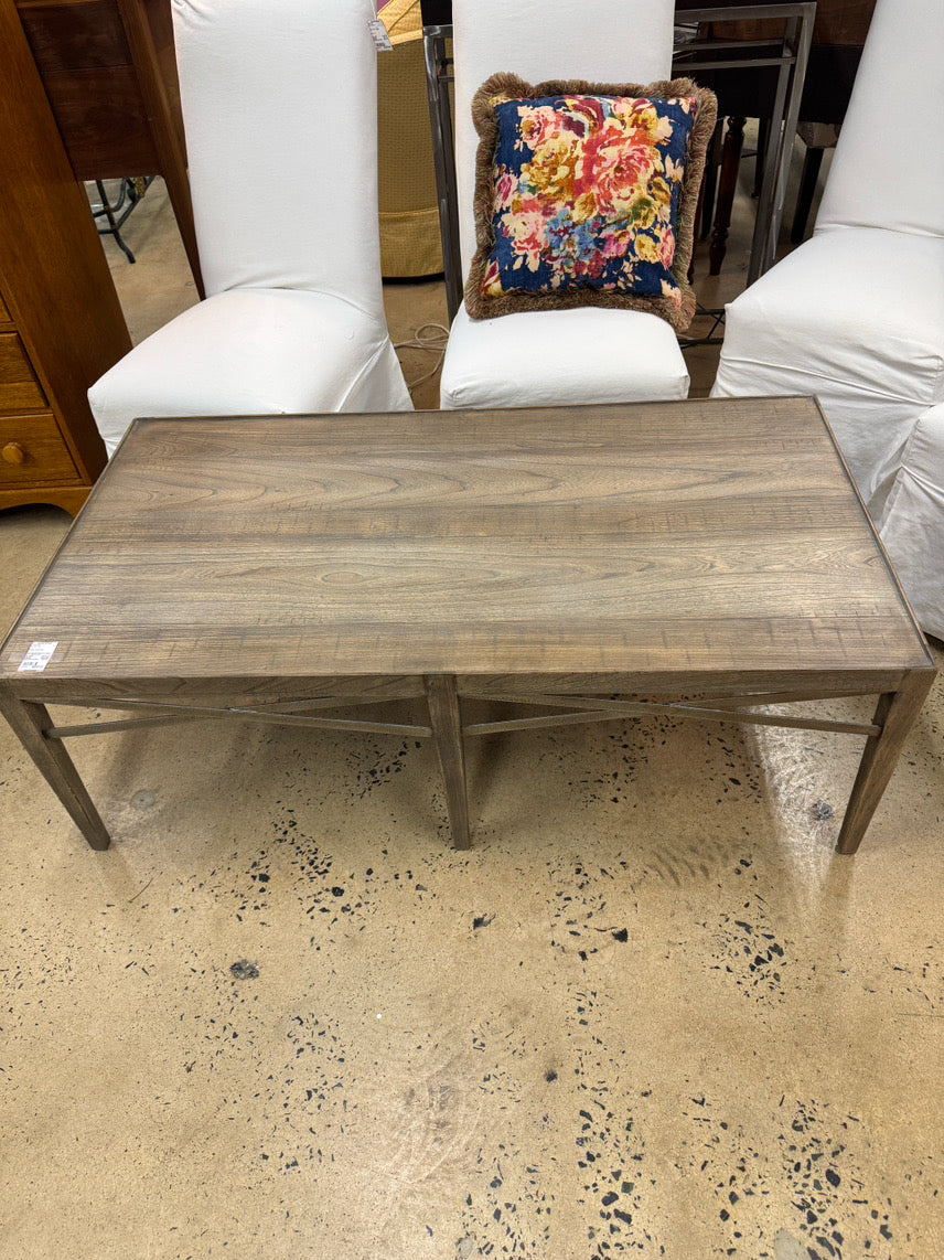 Wood Gray Wash Coffee Table w/ Metal Stretchers Detail