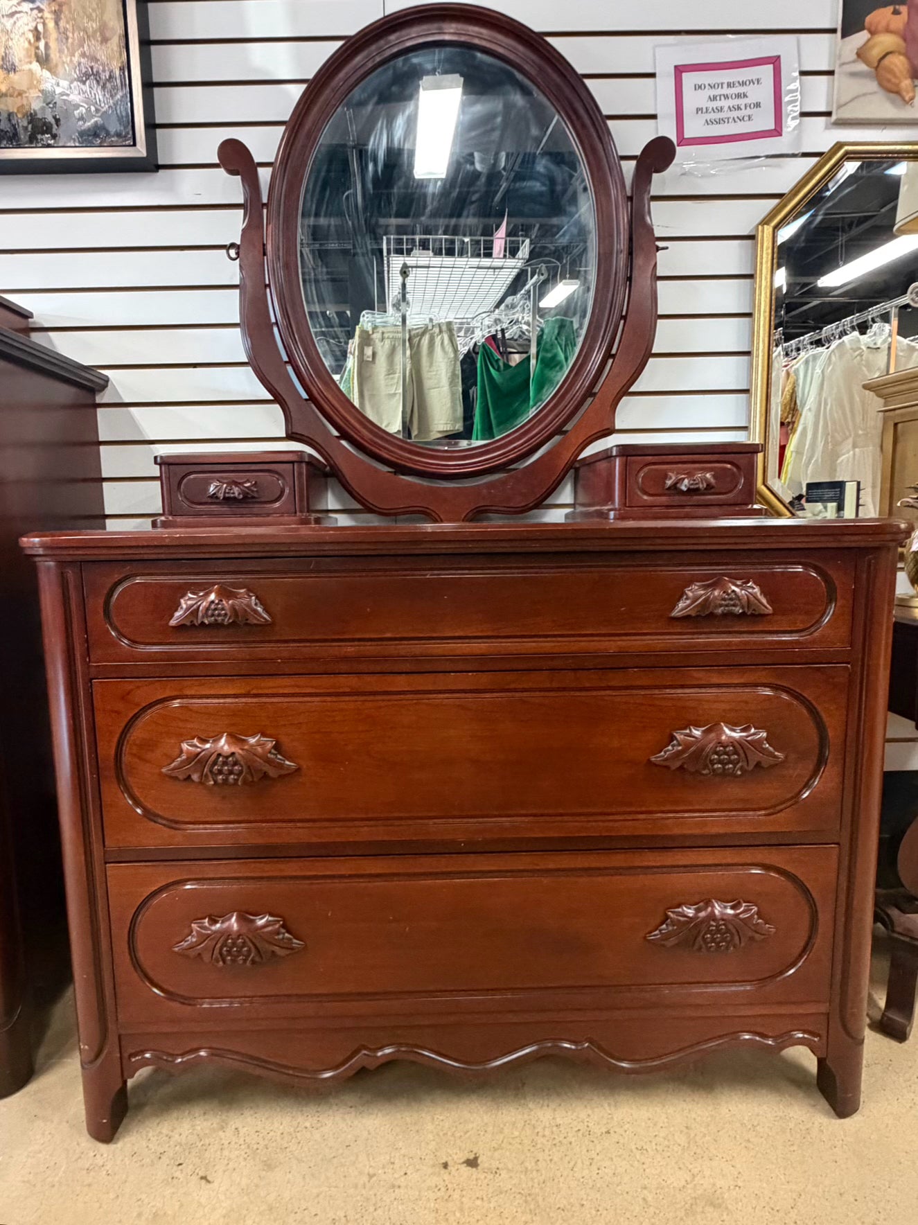 DAVIS CABINET CO Wood Victorian Dresser w/ 3 Drawers & Mirror