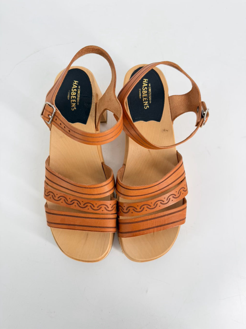 HASBEENS Size 38 Camel Leather Sandals