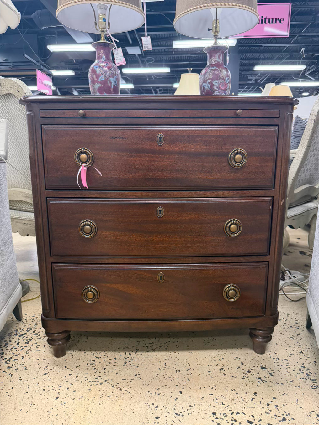 KINCAID Dark Wood Bachelors 3 Drawer Chest