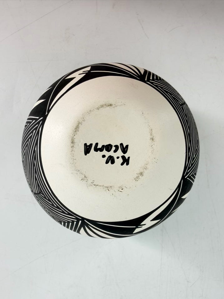 K.V.ACOMA Black & White Geometric Vase