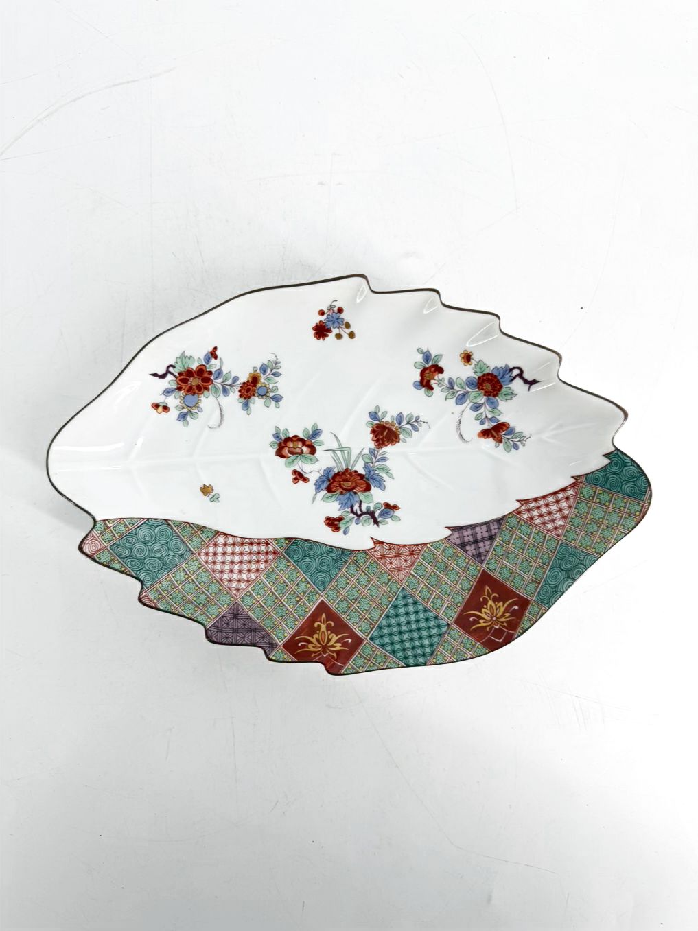 MOTTAHEDEH White, Rust & Green Porcelain Hand Painted Dish