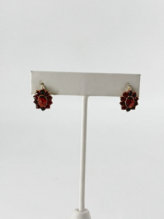 14k Garnet Flower Earrings