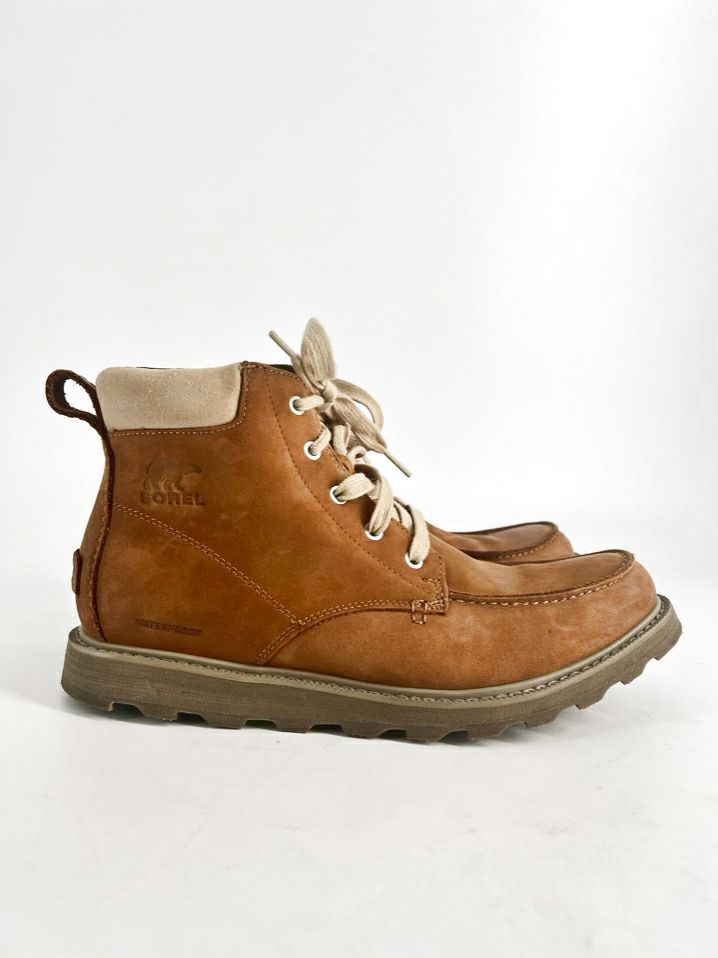 SOREL Size 10.5 Chestnut Boots