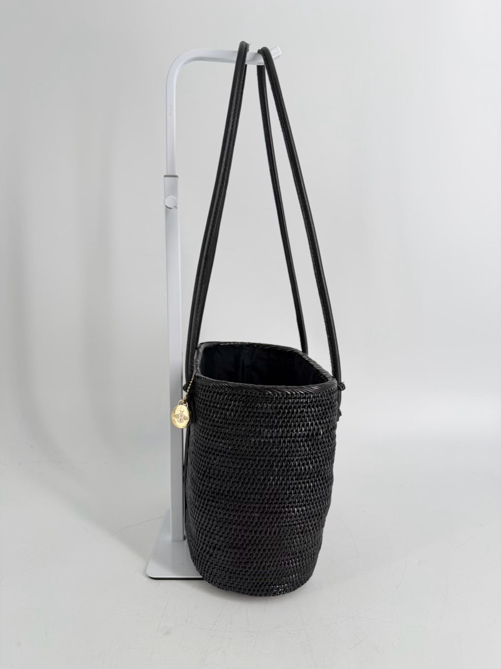 BOSOM BUDDY BAGS Black & Gold Sand Dollar Motif Straw Purse