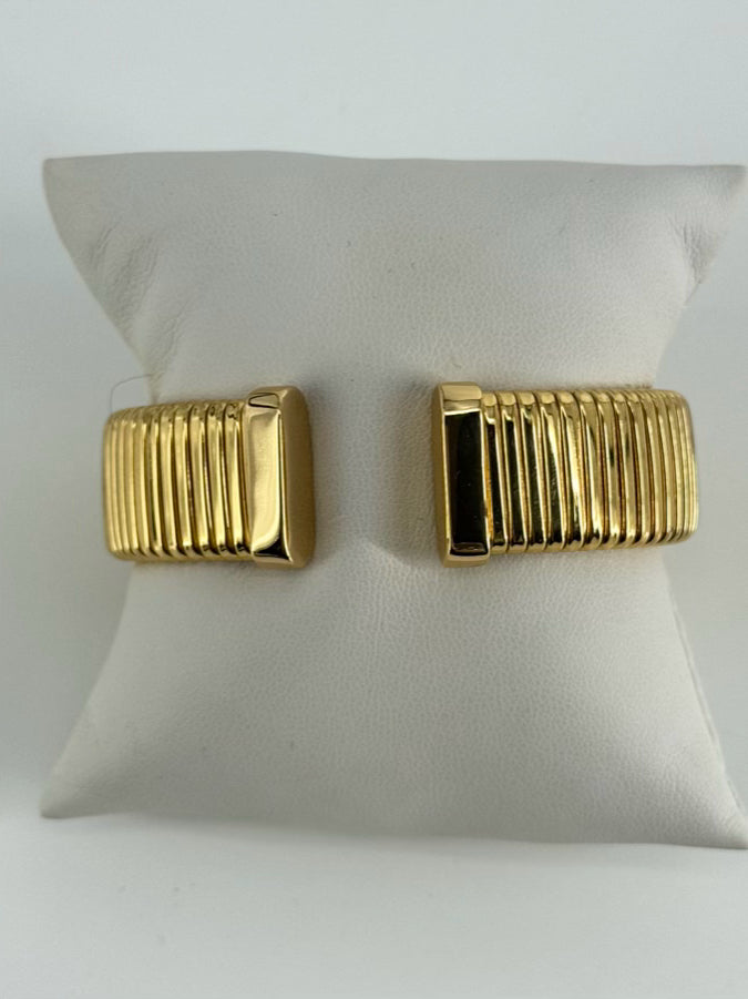 JANIS SAVITT Gold Tone Open Back Cobra Bracelet