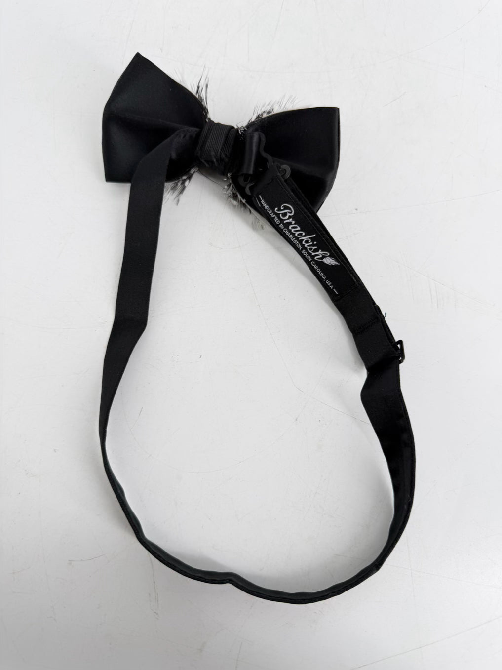 BRACKIDH Gatsby Black & White Guinea Feather Bowtie