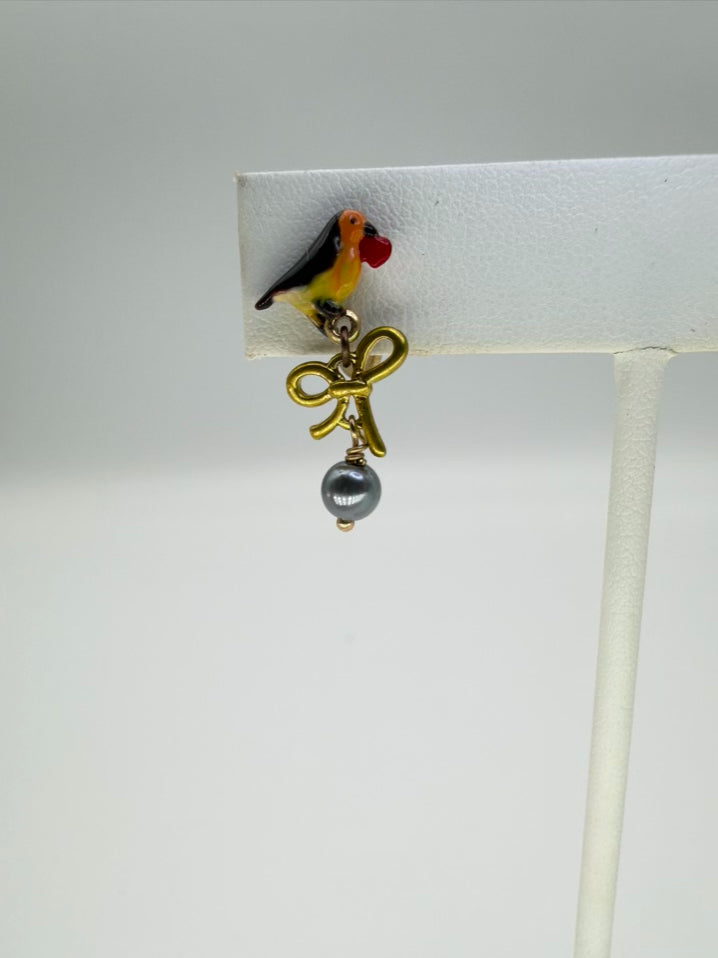 LES NEREIDES Brown Bird & Gold Bow Earrings w/ Silver Faux Pearl