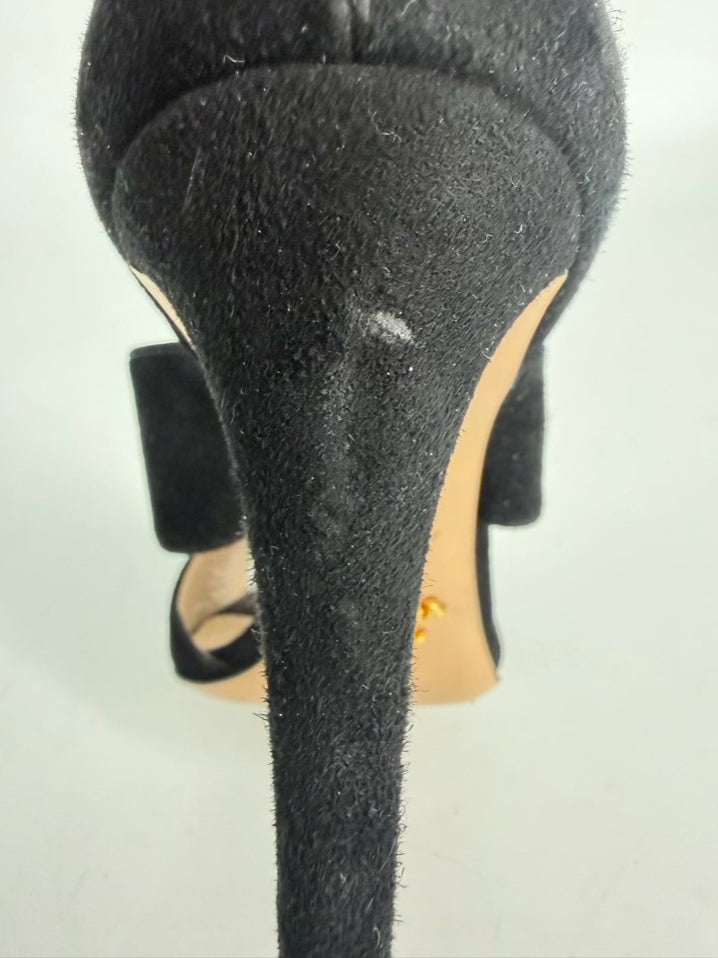 PRADA Size 39 Black Suede Heels