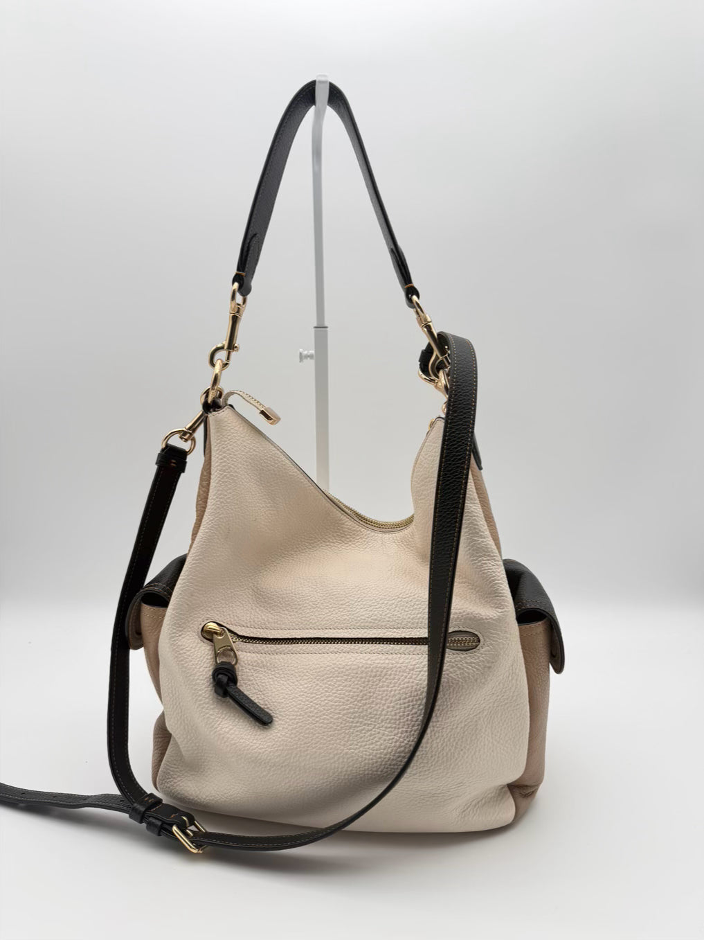 COACH Cream & Black Leather Purse