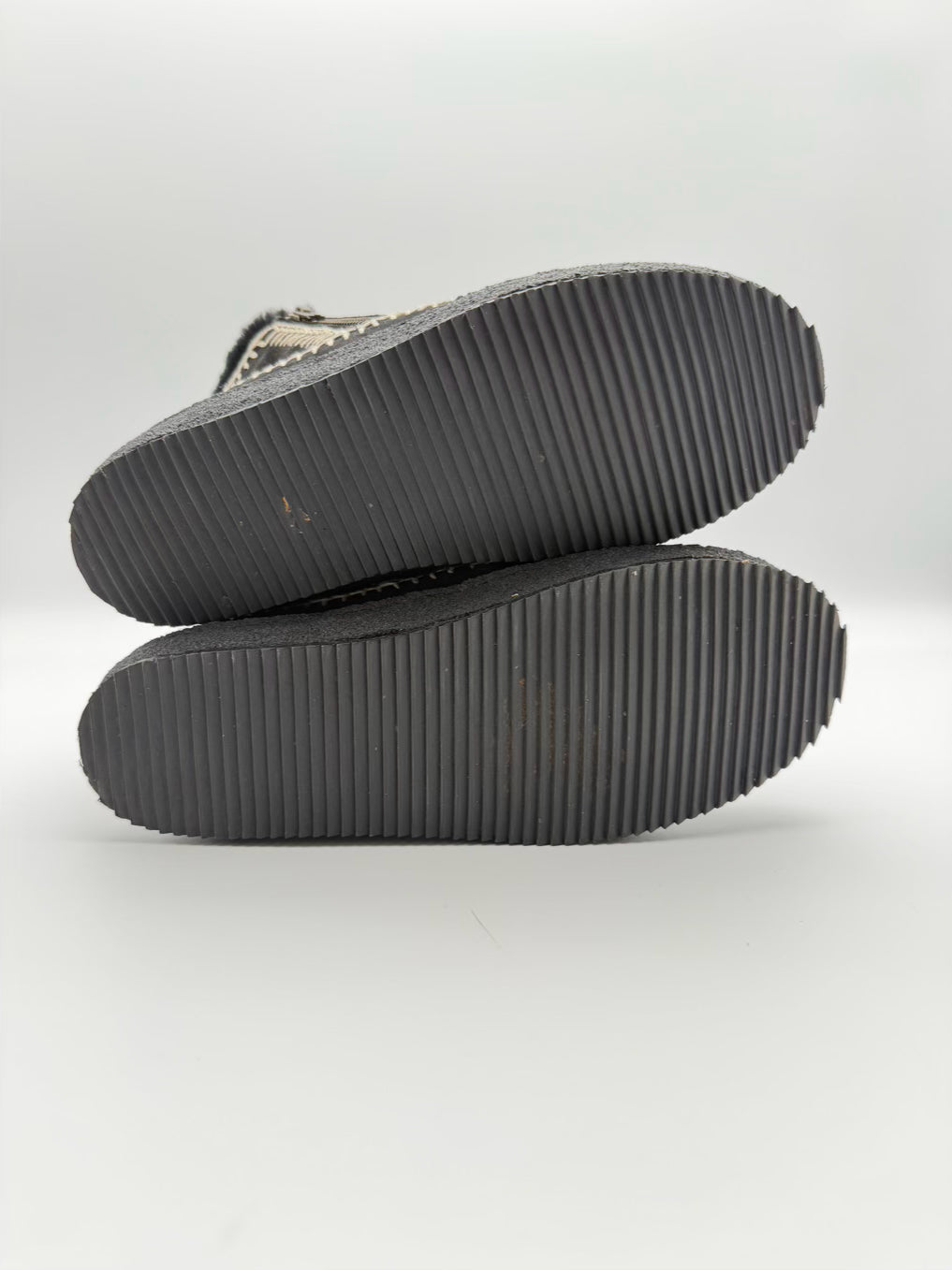 LAIDBACK LONDON WMNS Size 39 Black & White Crochet Detail Booties