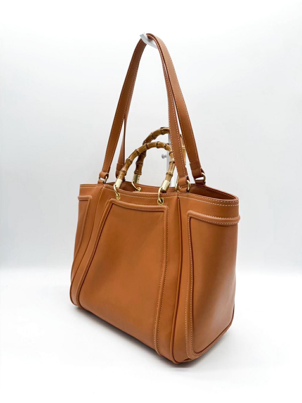 J MCLAUGHLIN Cognac Leather Purse w/ Bamboo Handle