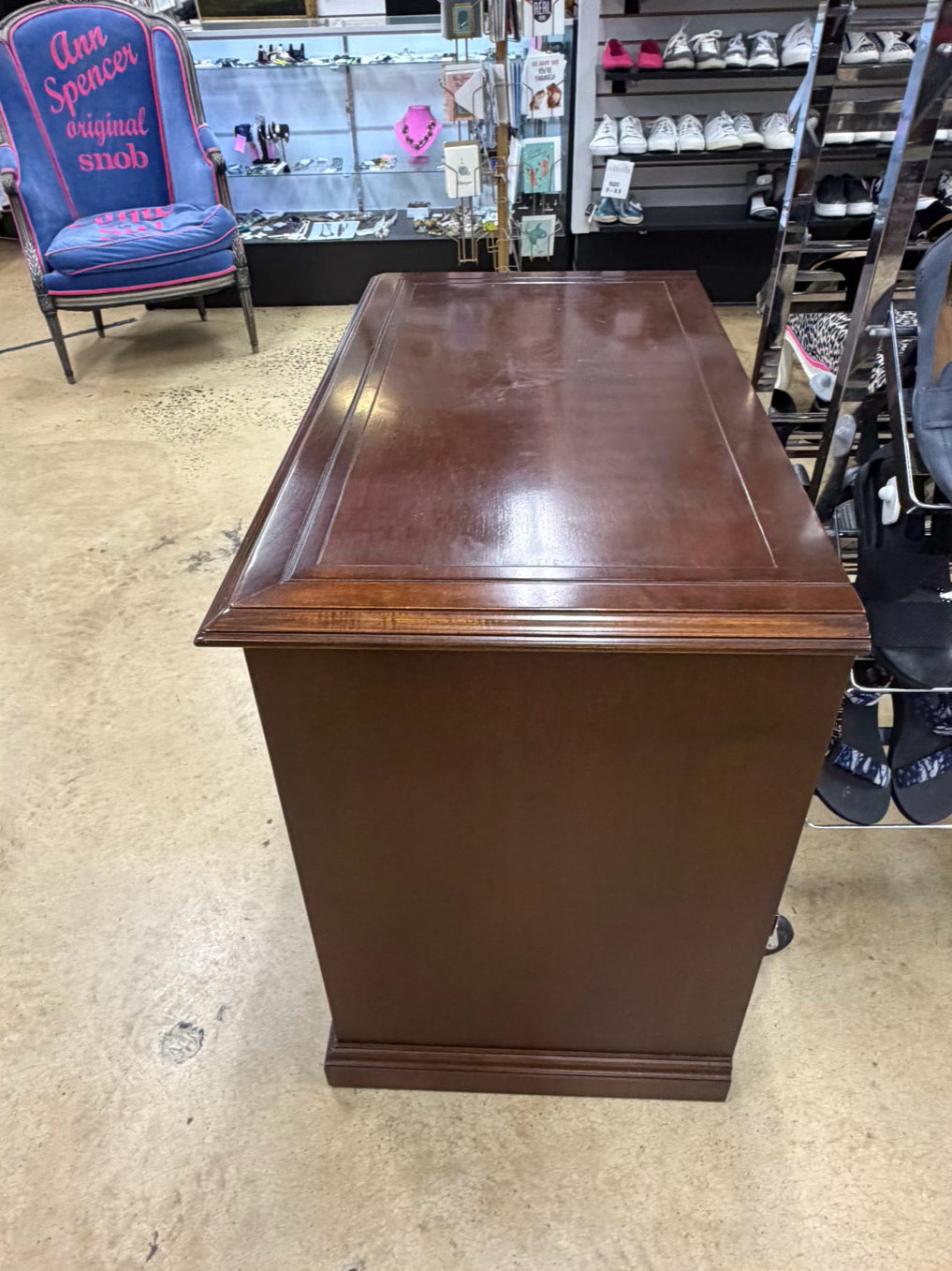 HEKMAN Mahogany 2 drawer File Cabinet