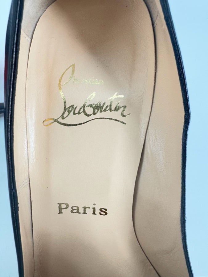 CHRISTIAN LOUBOUTIN Size 38 Navy & Red Leather Pumps