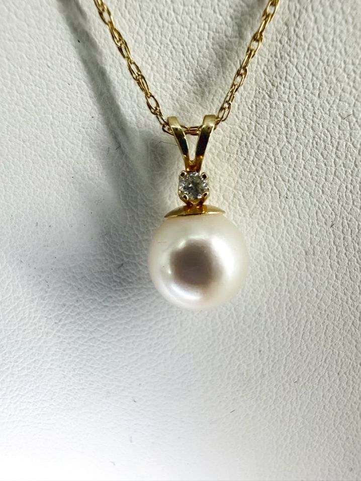 14K Gold FRESH WATER PEARLS Diamond Necklace & Earring Set