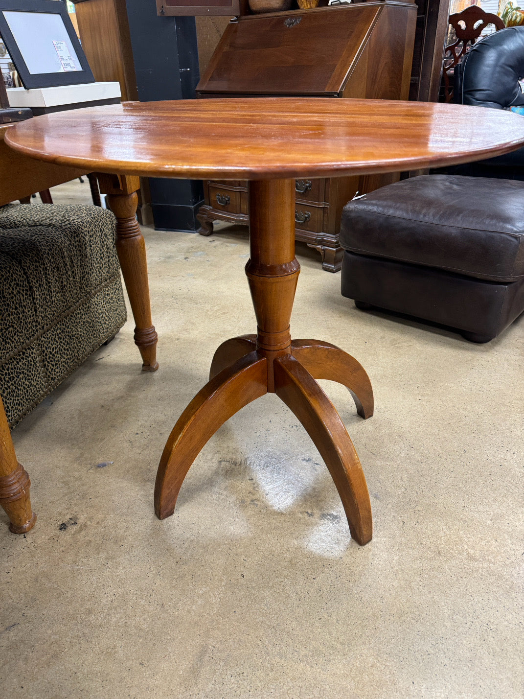 VINTAGE Wood Round Occasional Table