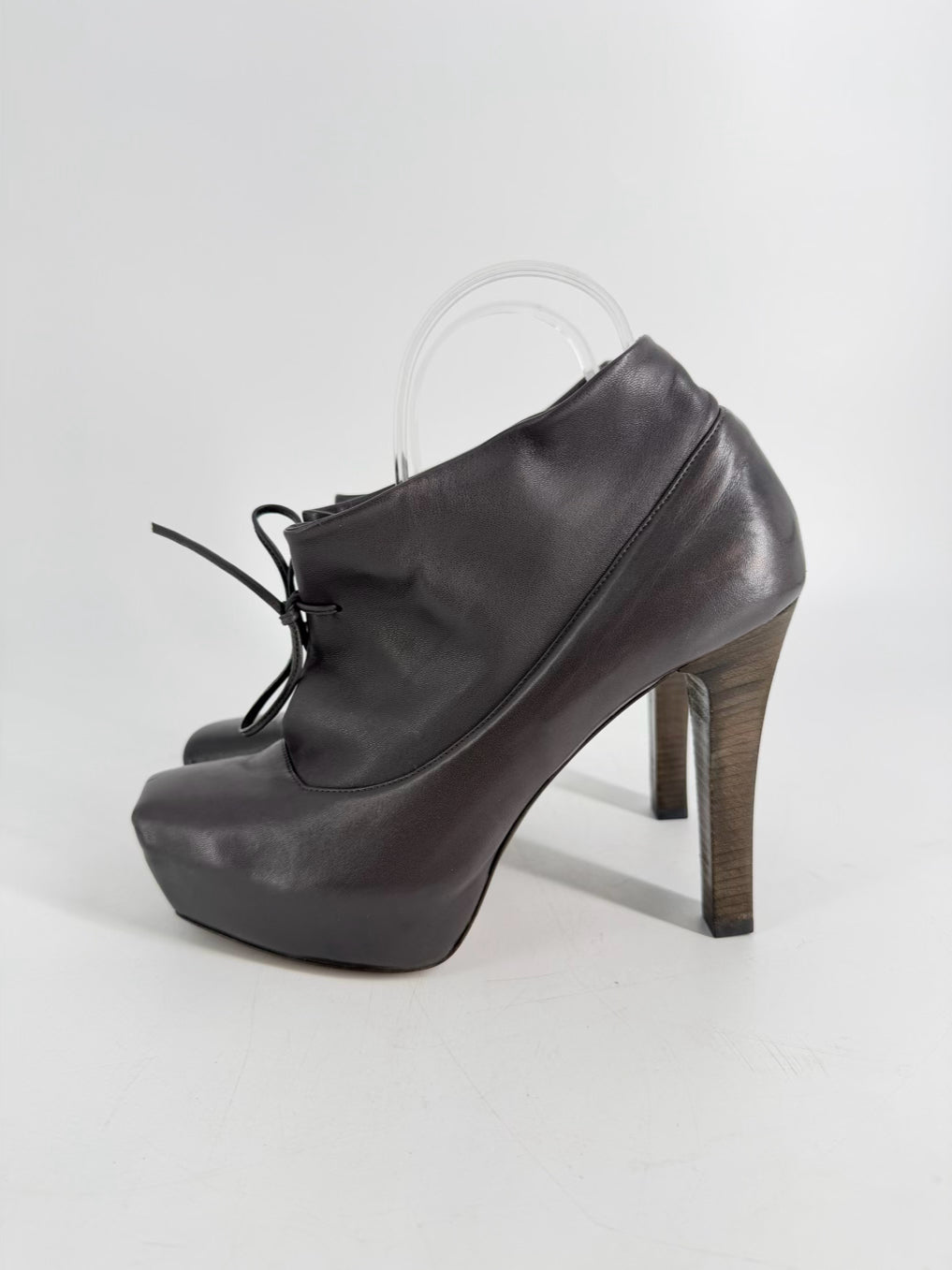 DUSICA KOTUR SACKS Size 38.5 Gray Leather Pumps