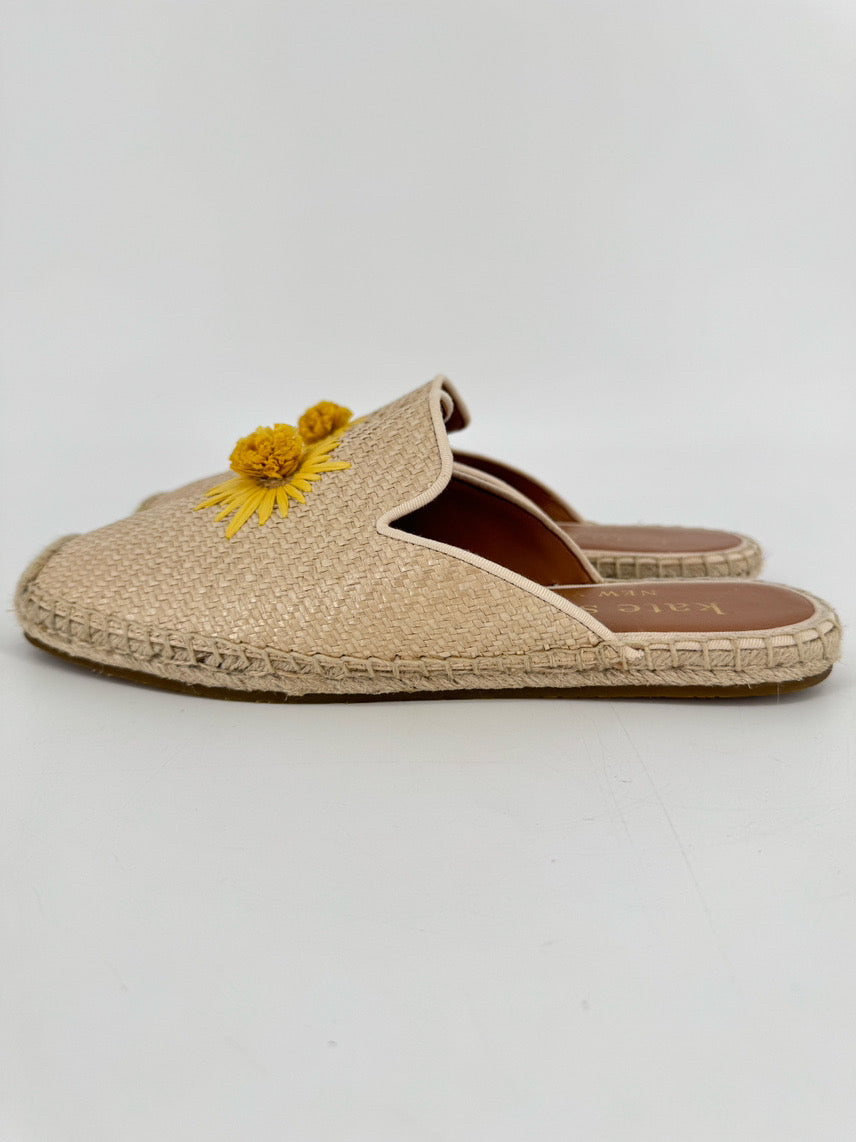 KATE SPADE Size 8 Natural & Yellow Raffia Flower Straw Espadrilles