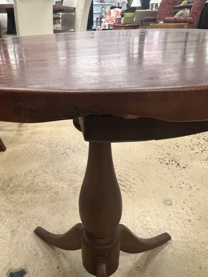 ANTIQUE Wood Round Occasional Table w/ Tripod Legs