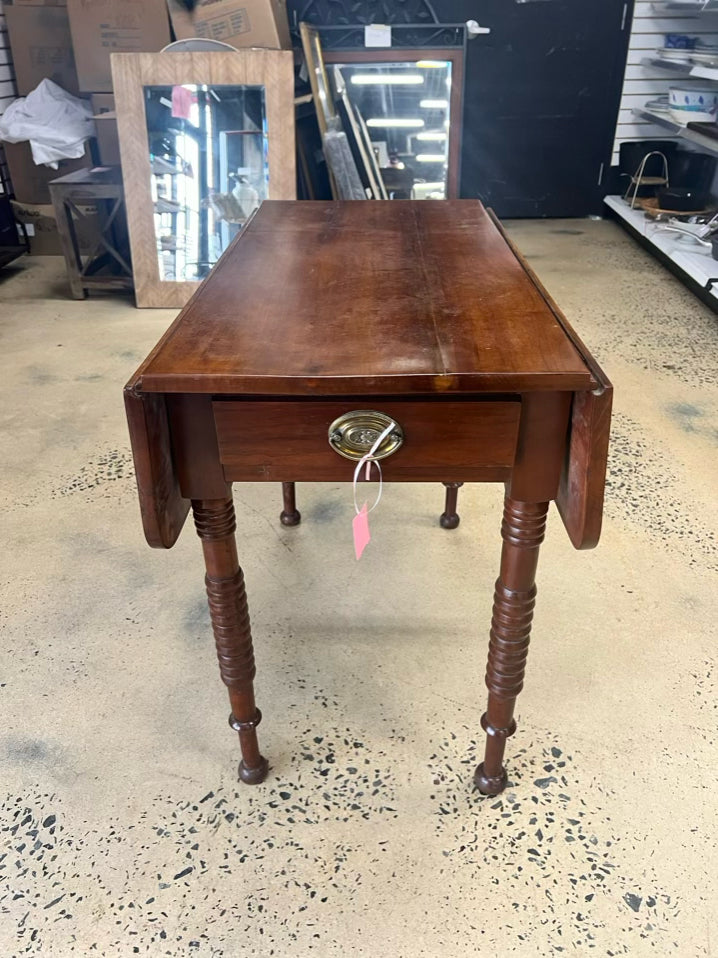 ANTIQUE Pine Drop Leaf w/ Spool Legs