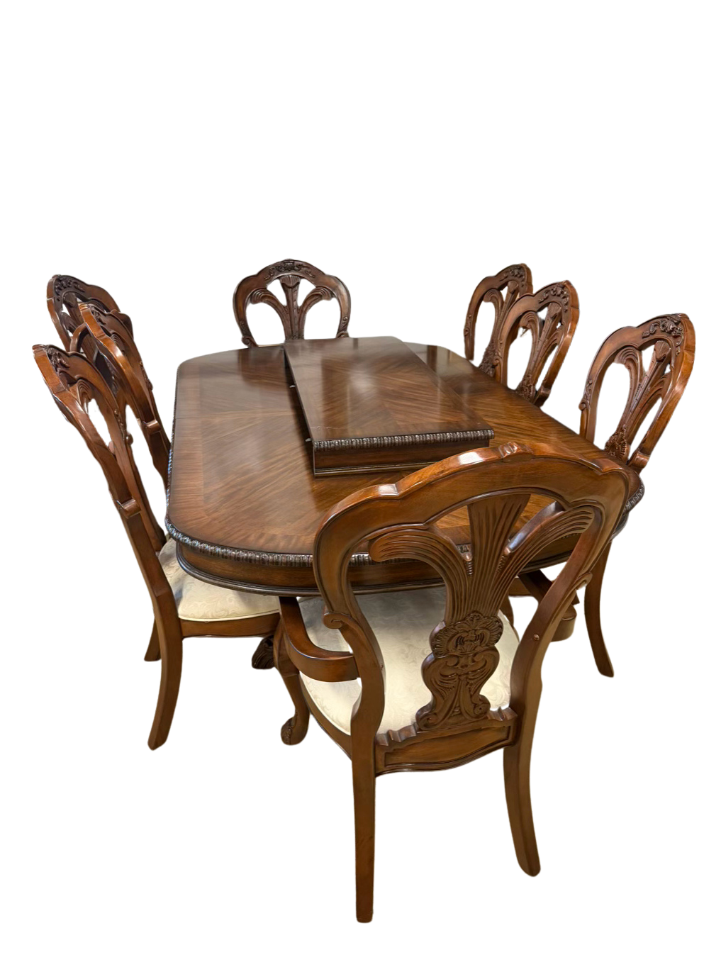 Dark Wood Ornate Pedestal Dinning Table & 8 Chairs w/ Leaves