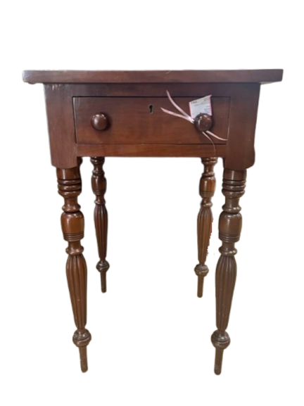 ANTIQUE Wood End Table w/ Drawer