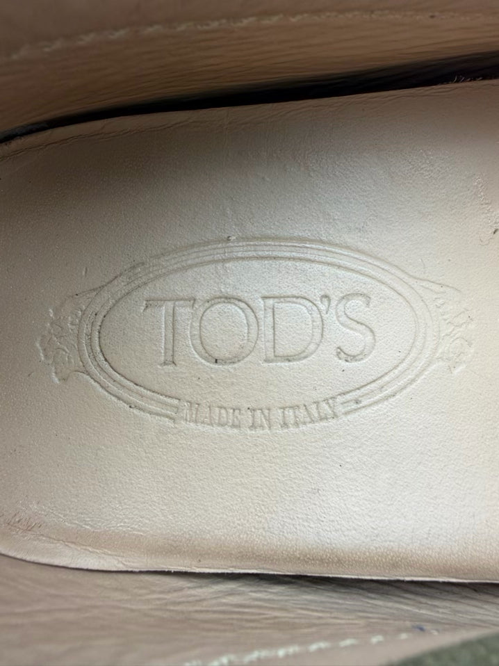 TODS MENS Size 9 Olive Gommino Suede Leather Loafers