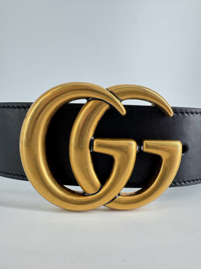 GUCCI Size 26 Black & Gold Leather GG Belt