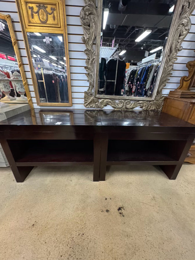 BAKER Mahogany Pair of End Tables
