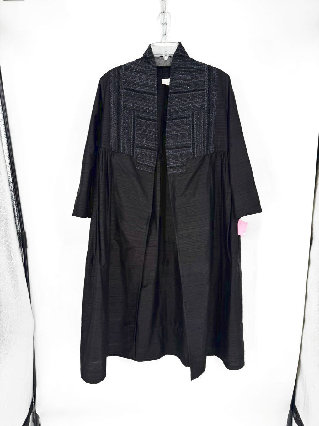 JULIA AMORY Size Wmn's L Black Silk Open Front Long Jacket