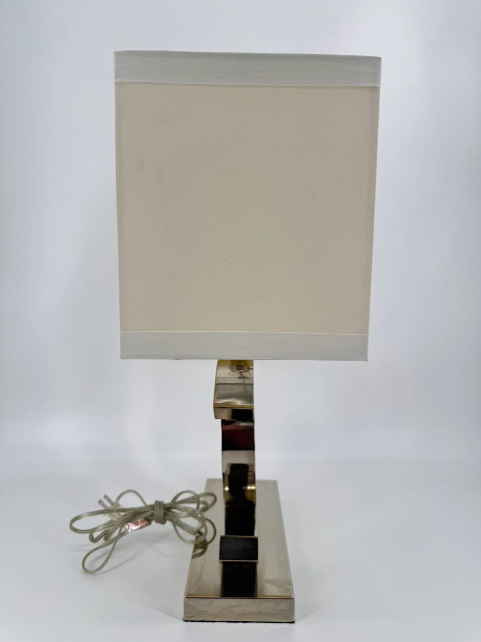 Silver Metal Interlocking CC Lamp