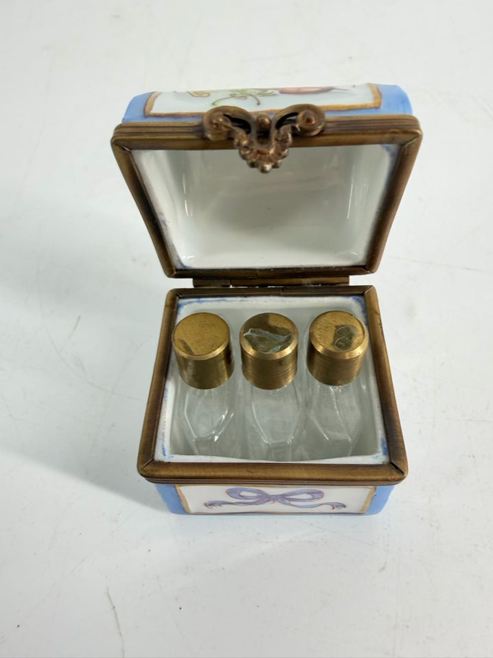 LIMOGES Violin Trunk Style Box w/ 3 Perfumes