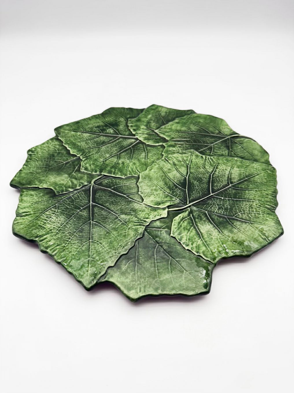 VIETRI Green Leaves Platter