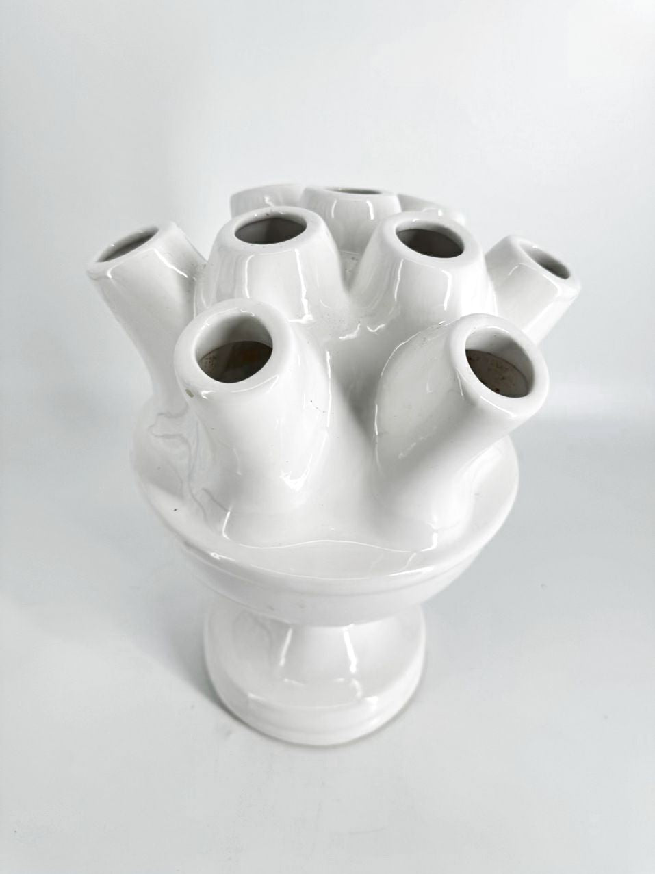 White Ceramic Tulipier Vase