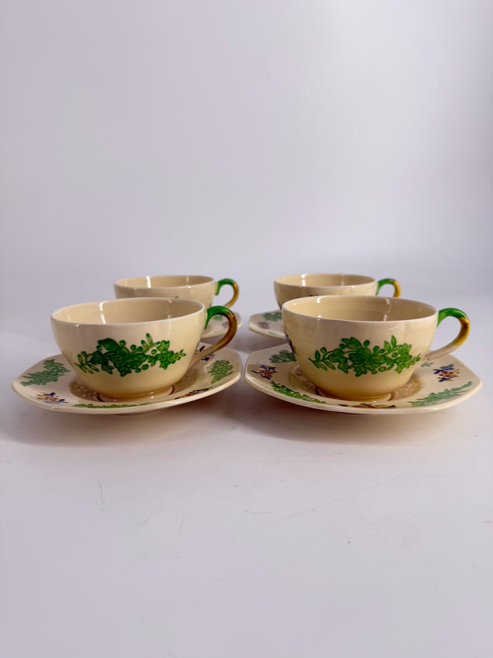 ROYAL DOULTON Yellow & Green 7 Piece Dinnerware Setting for 4