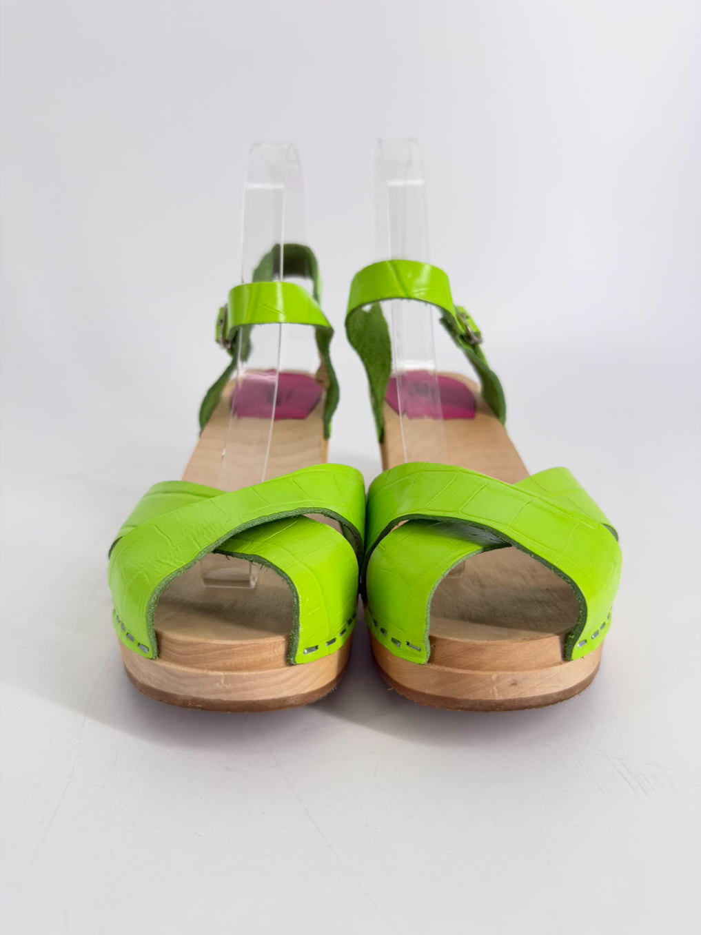 HASBEENS Size 39 Neon Green Leather Sandals