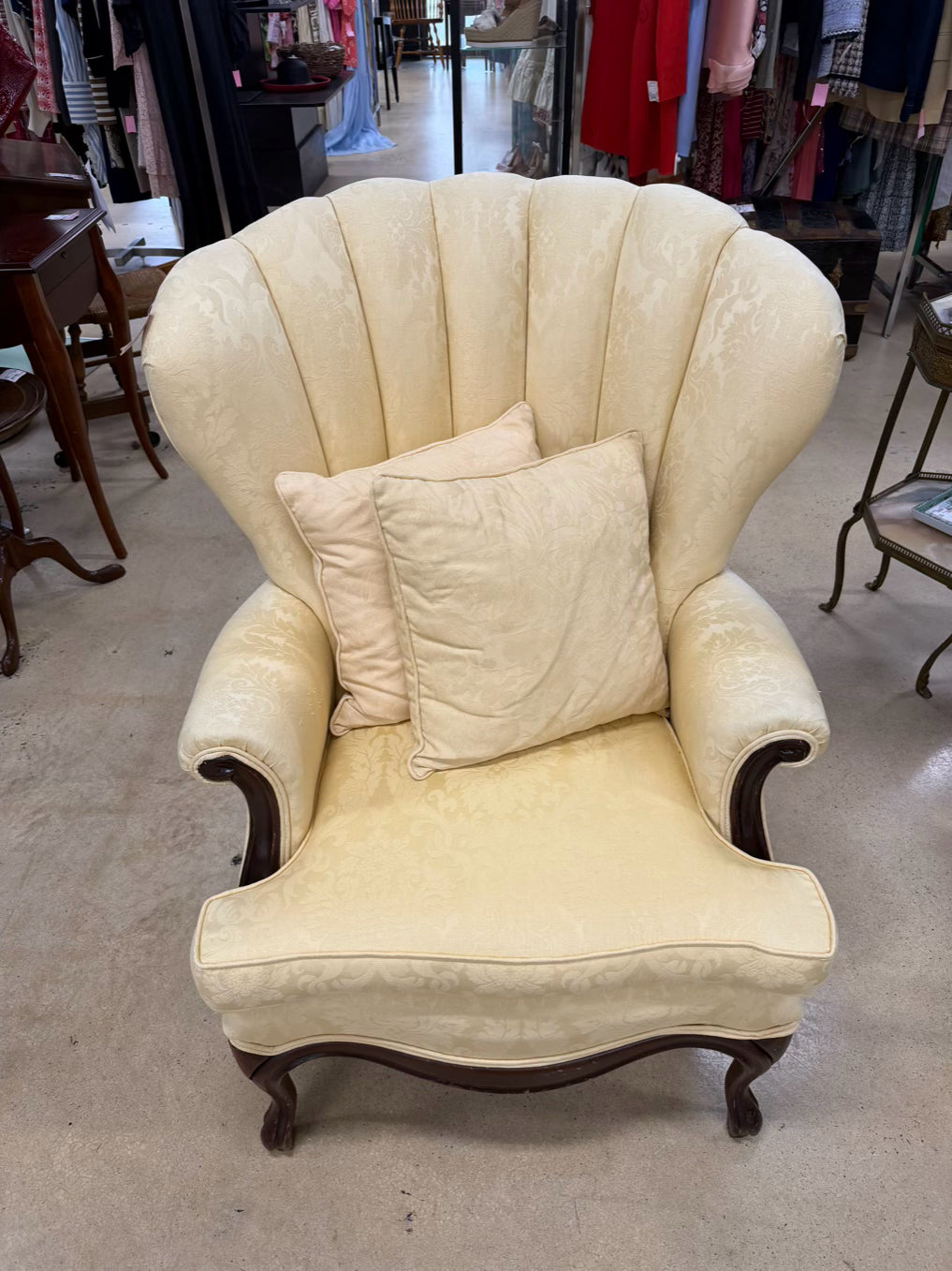 VINTAGE Yellow Damask Fan Back Chair w/ 2 Throw Pillows