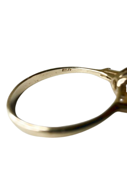 10K Gold Cubic Zirconia Ring