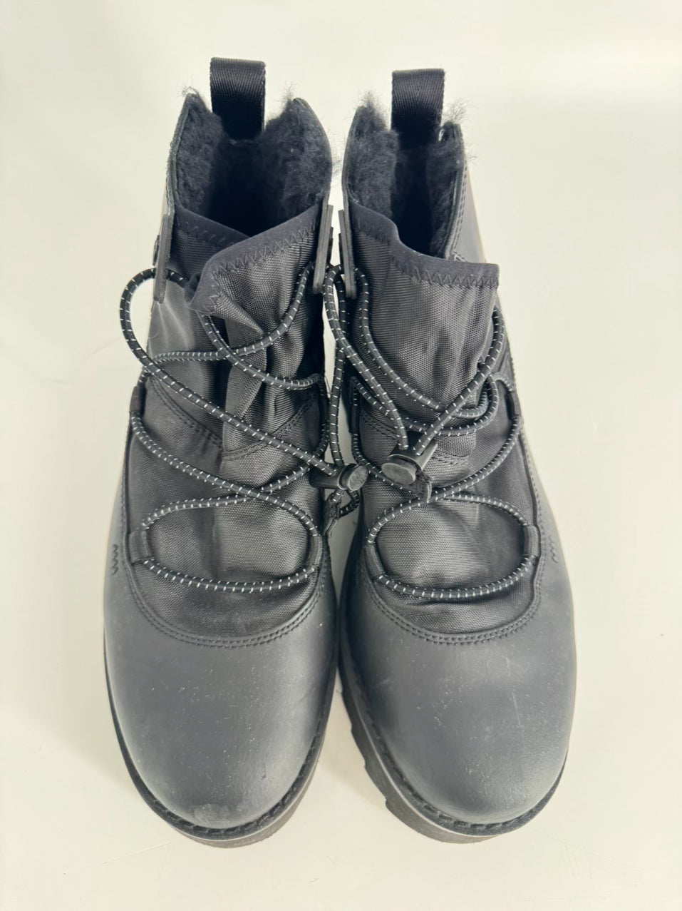 UGG Size 9 Black Classic Rising Toggle Platform Boots