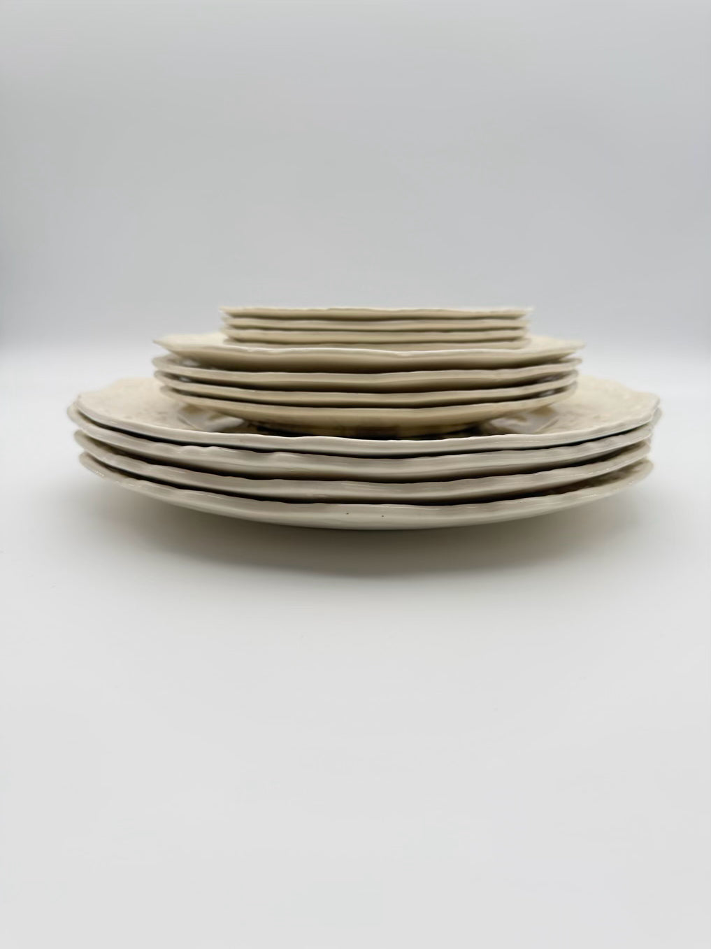 MASON'S Friarswood White & Multicolor Ironstone 5 Piece Dinnerware Setting For 4