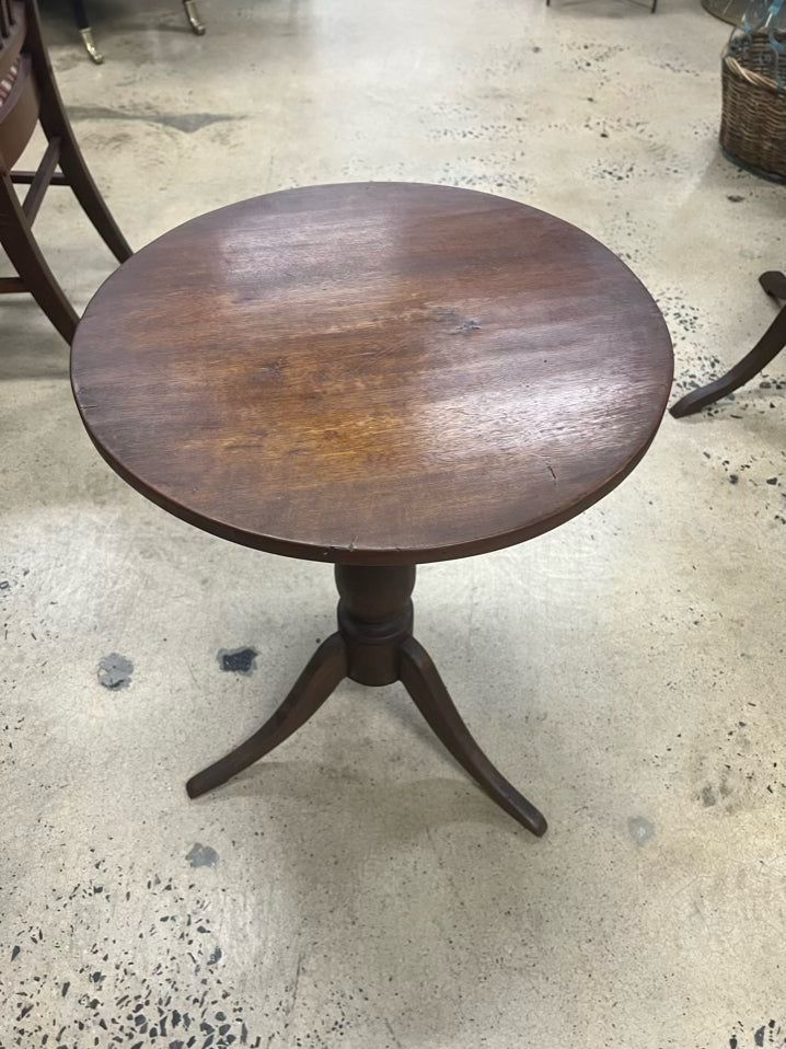ANTIQUE Wood Round Occasional Table w/ Tripod Legs